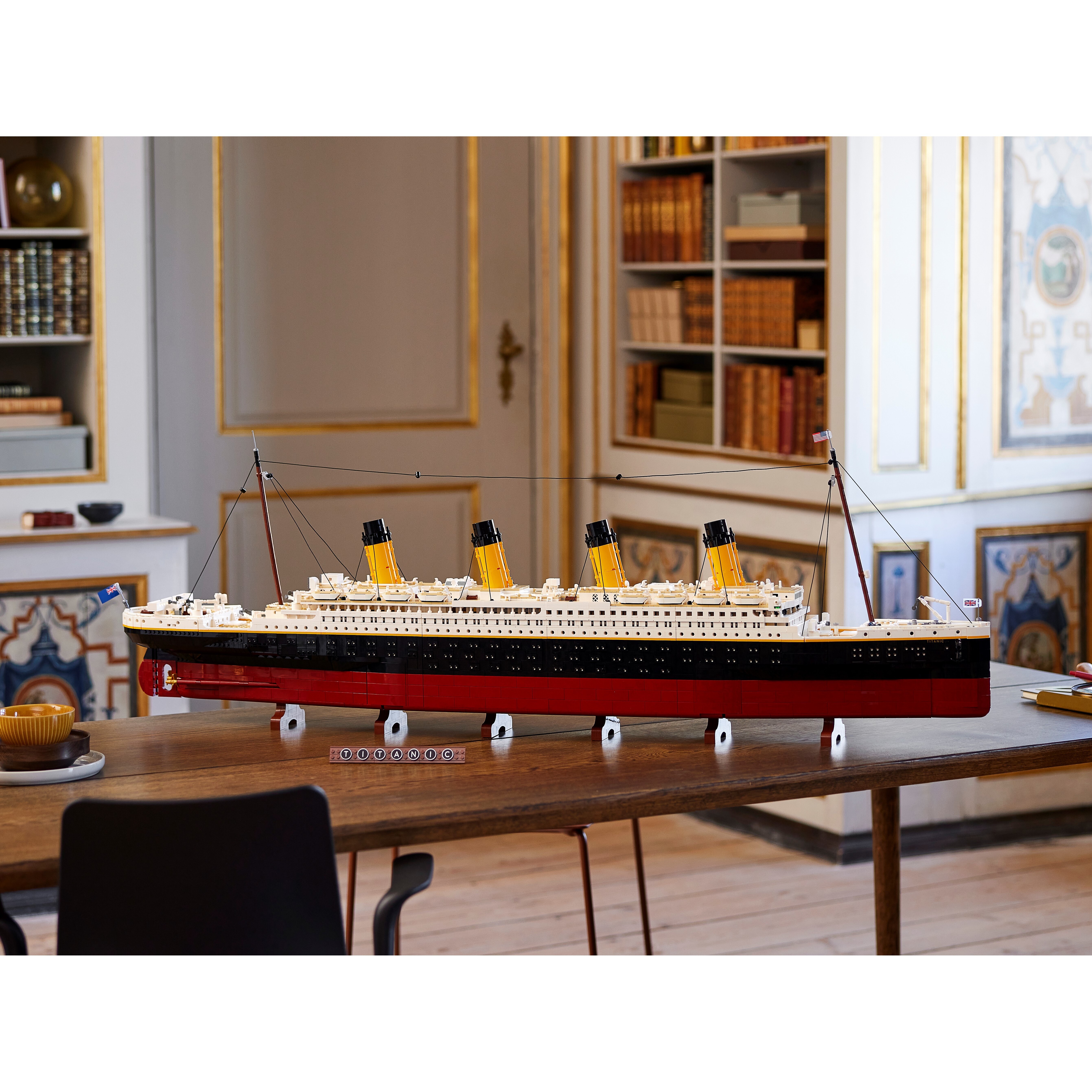 Lego Titanic - Image 15