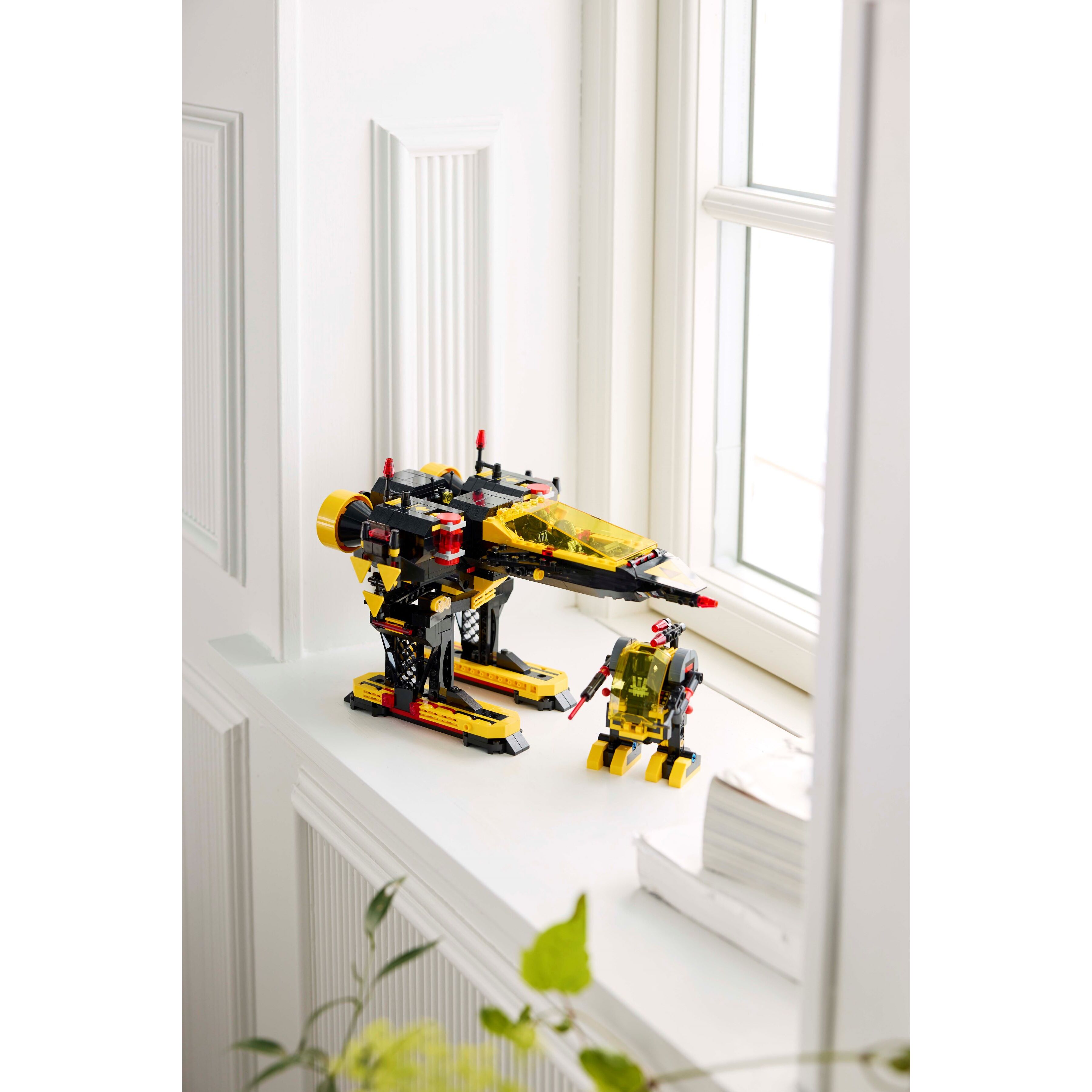 Blacktron Renegade - Image 13