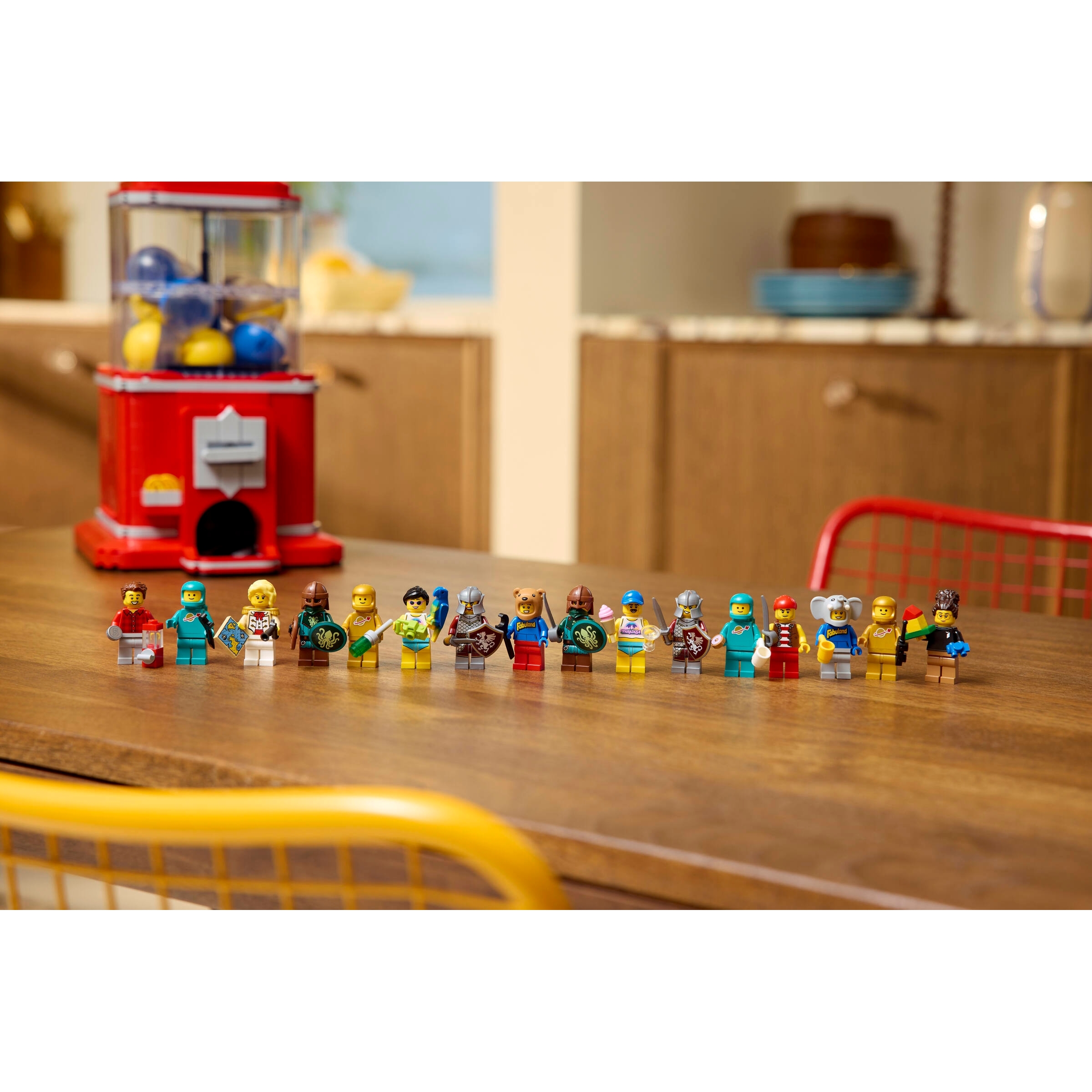 Minifigure Vending Machine - Image 13