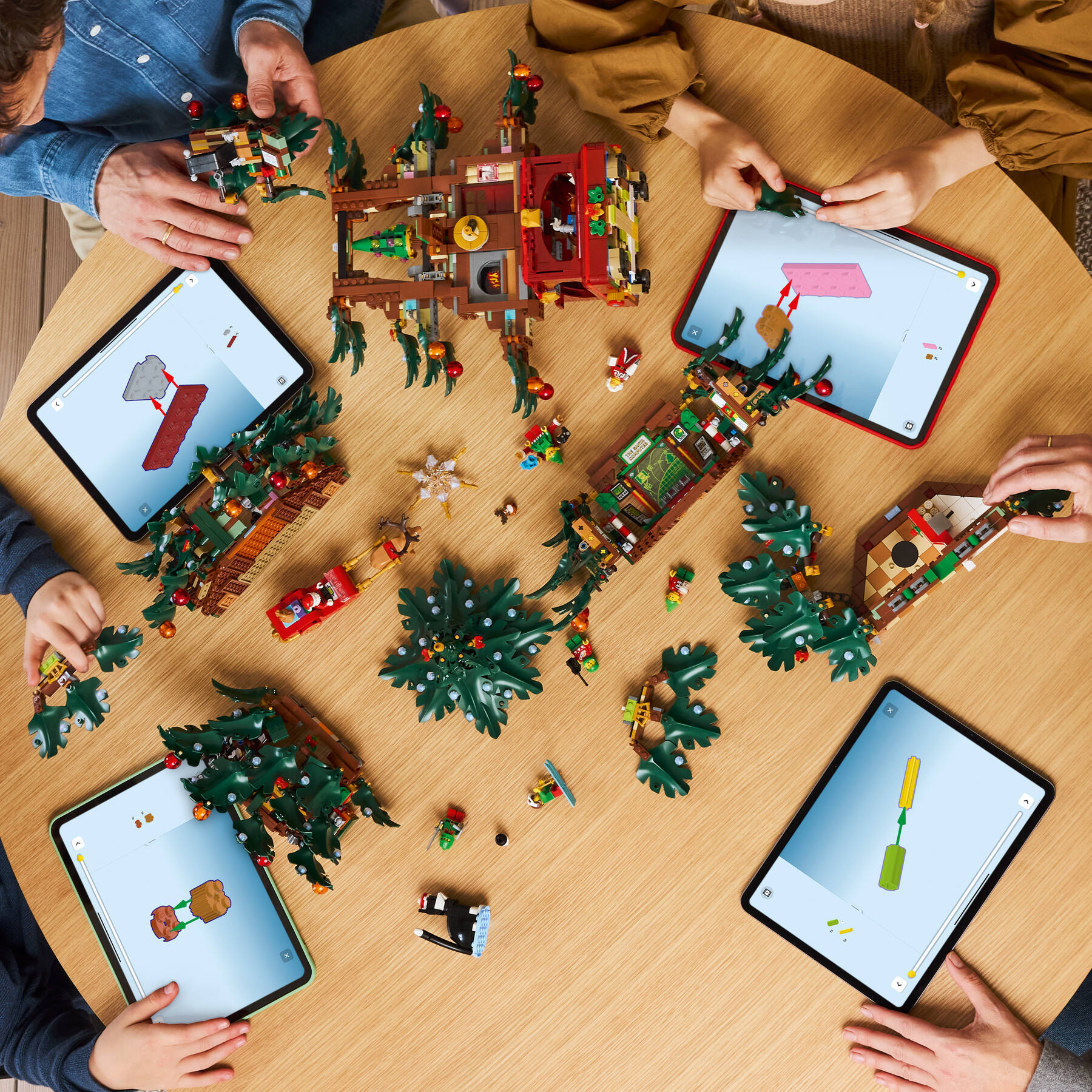 Family Christmas Tree - Image 12