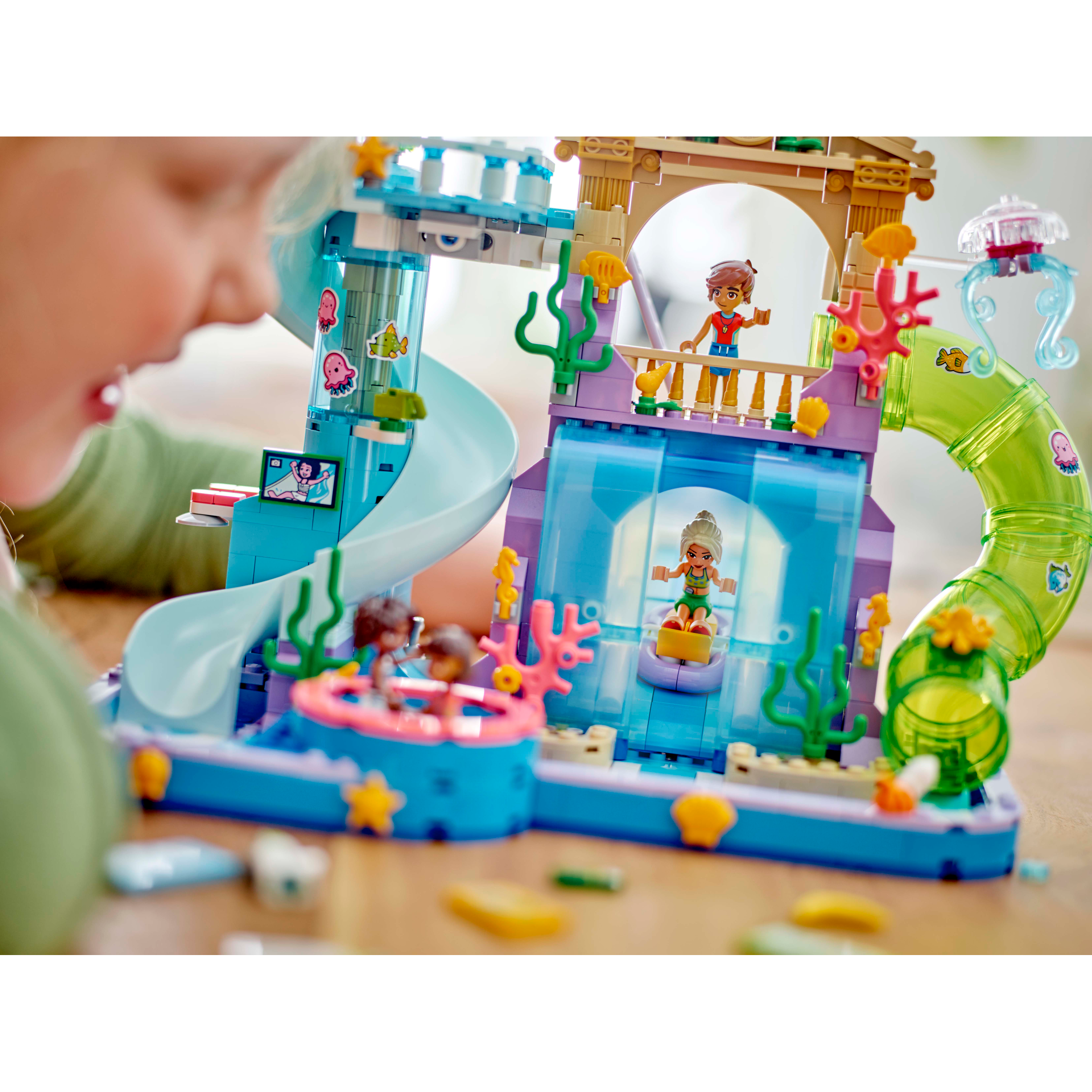 Heartlake City Water Park - Image 10