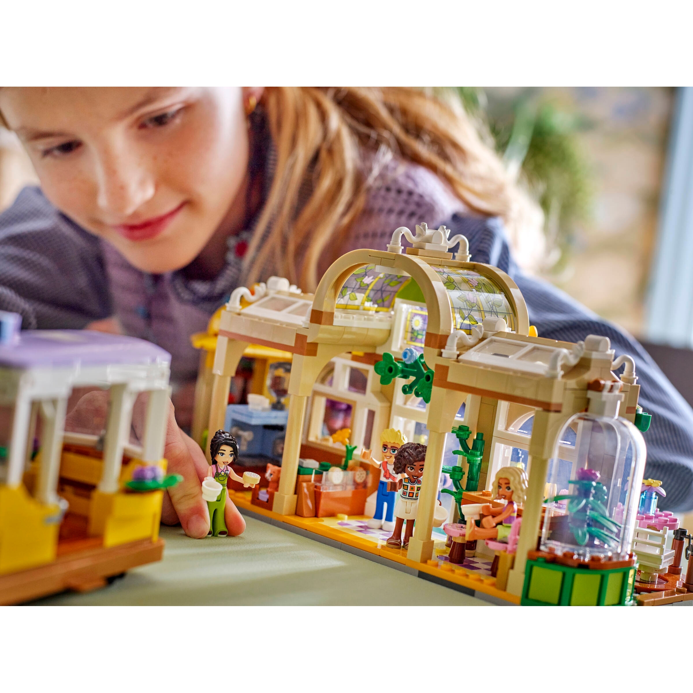 Plant Café & Flower Shop - Image 7
