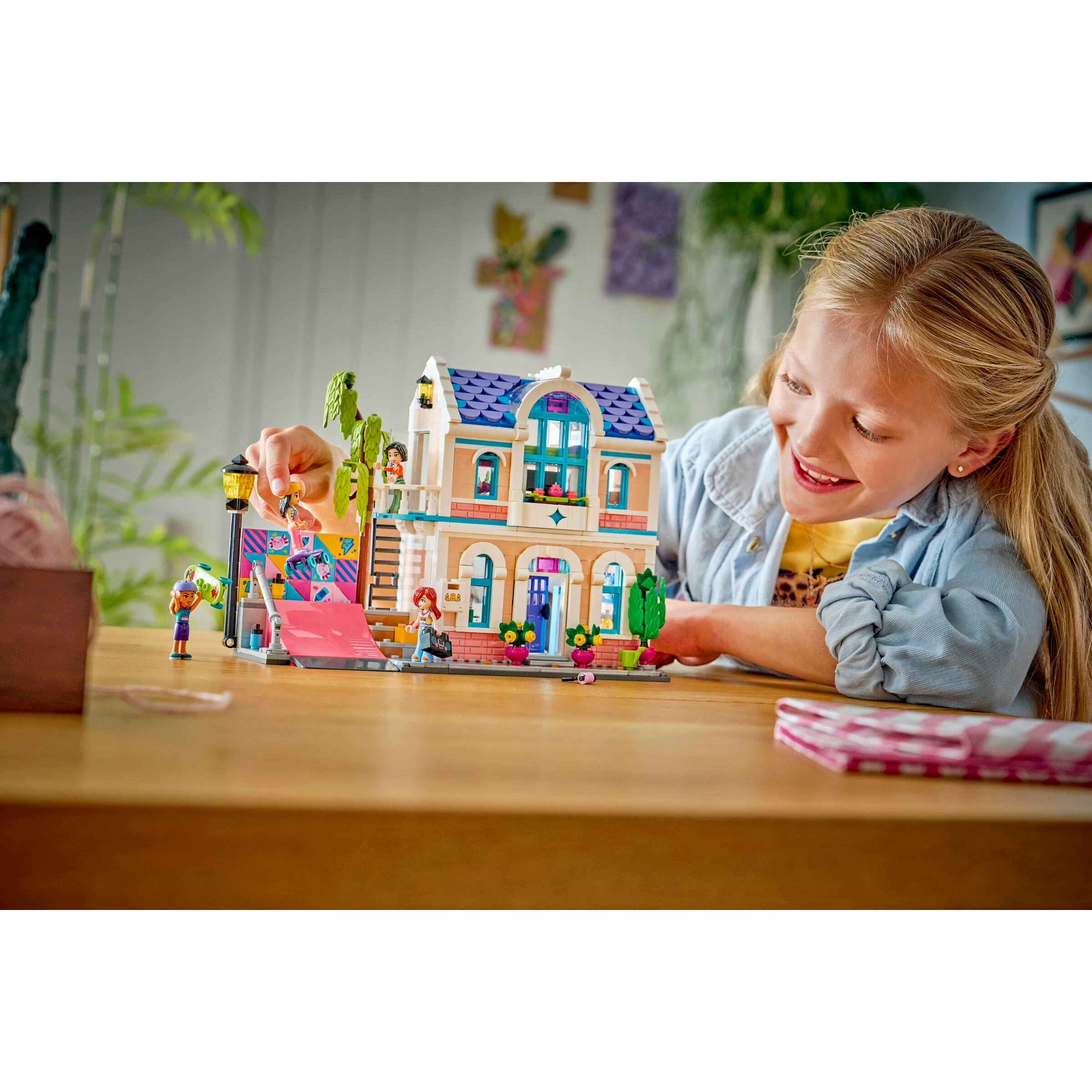 Liann's Family House - Image 9
