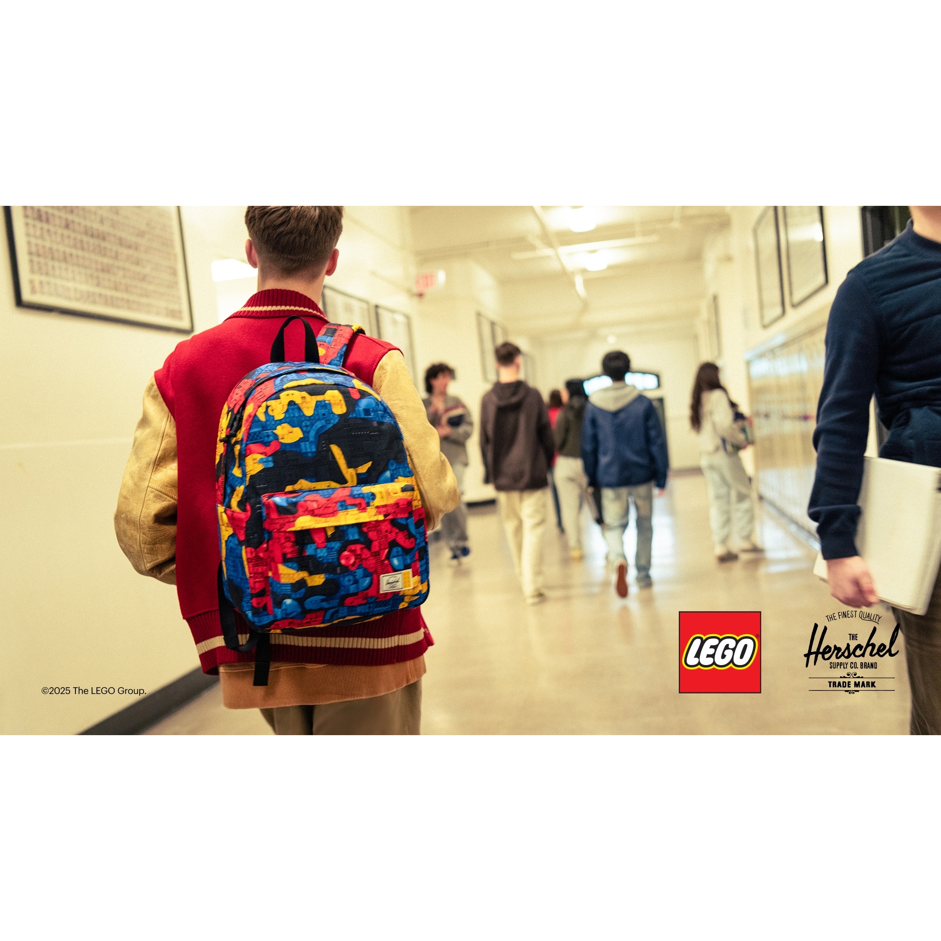 Herschel Classic Xl Backpack – Abstract Bricks - Image 6