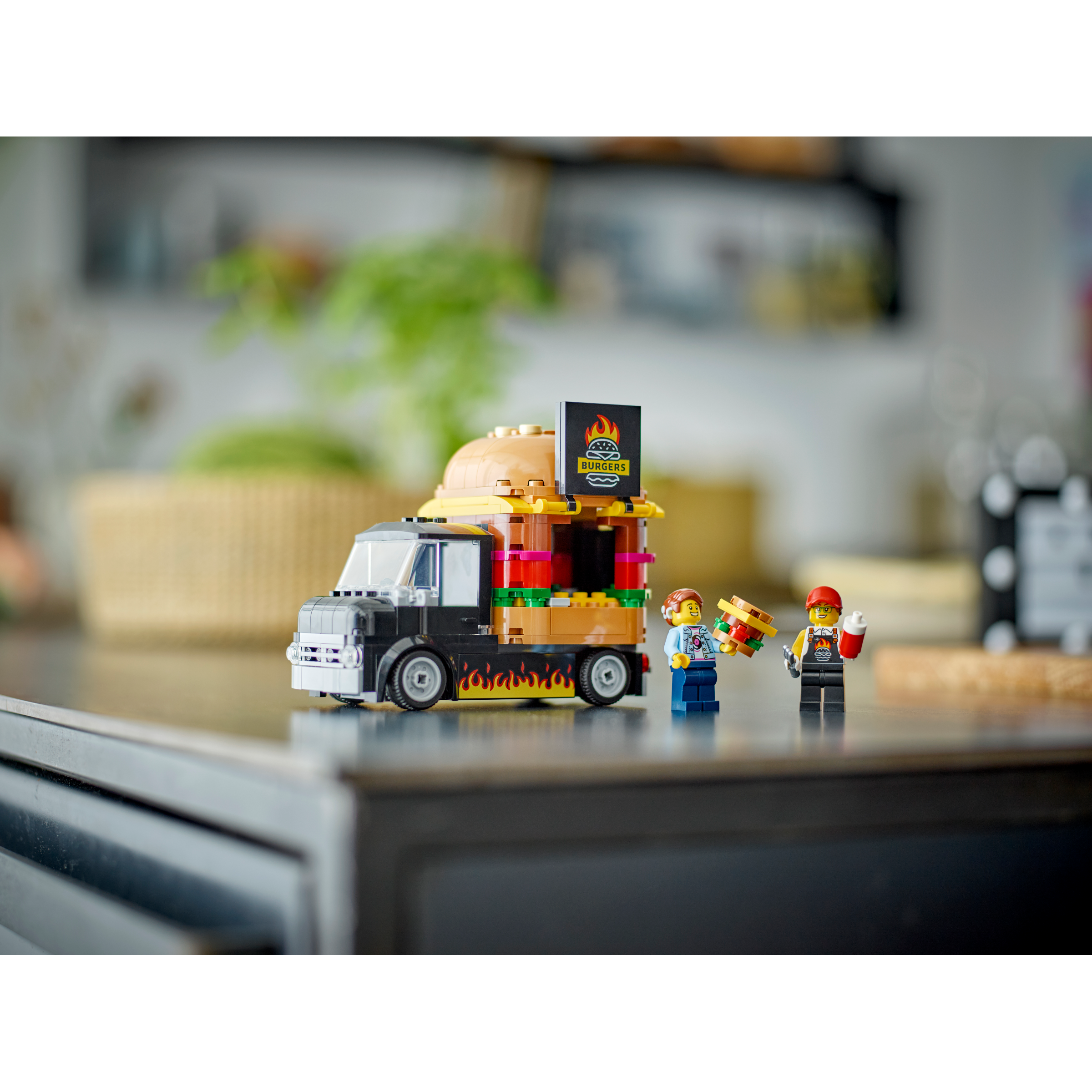 Burger Truck - Image 9