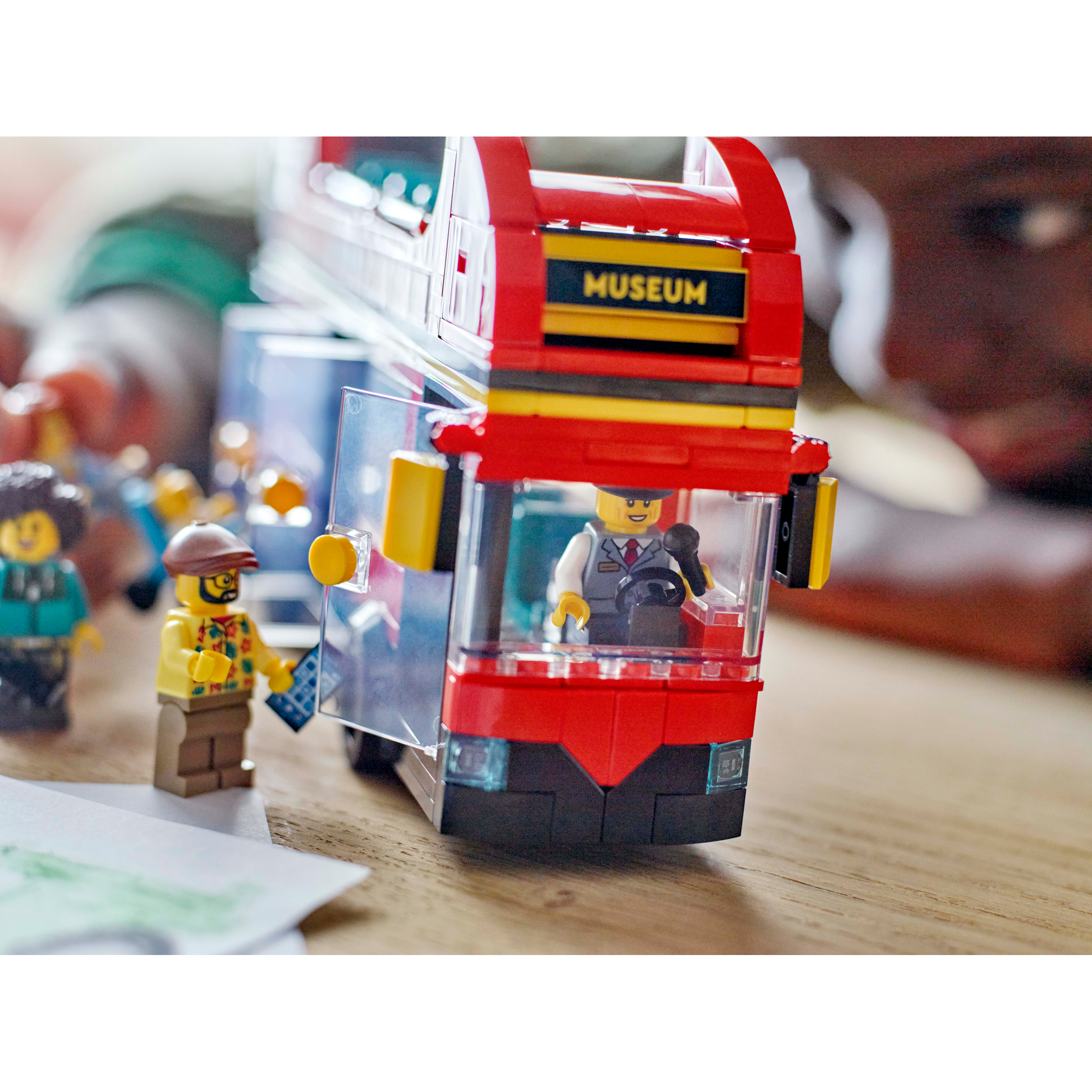 Red Double-Decker Sightseeing Bus - Image 10