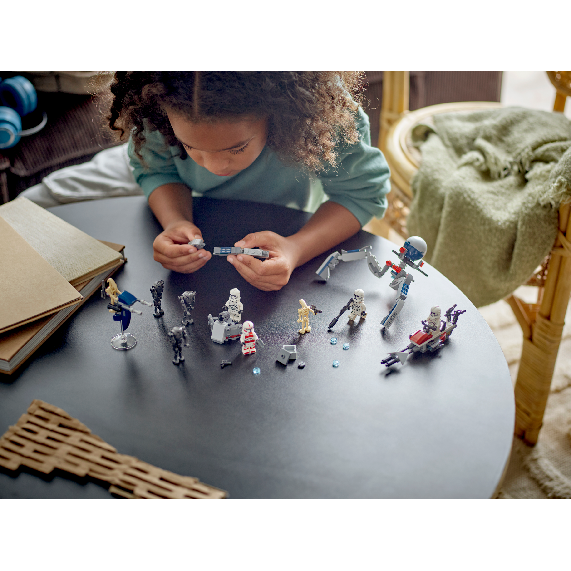Clone Trooper & Battle Droid Battle Pack - Image 7