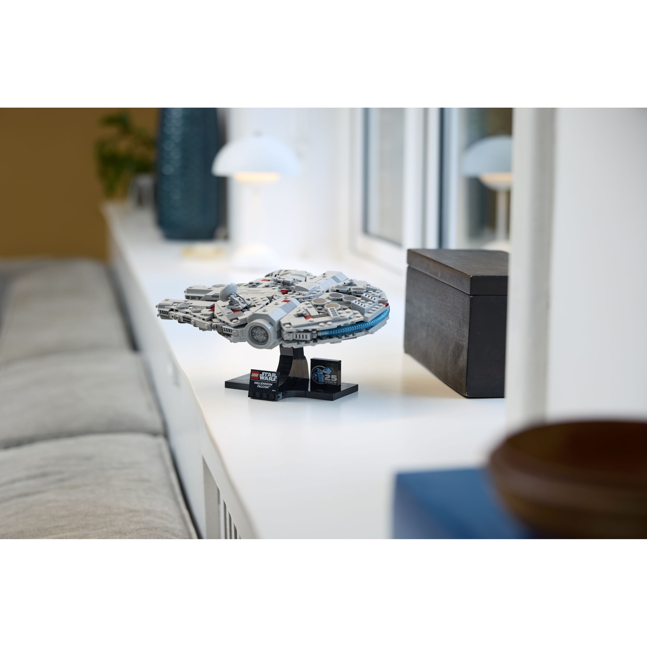 Millennium Falcon - Image 8