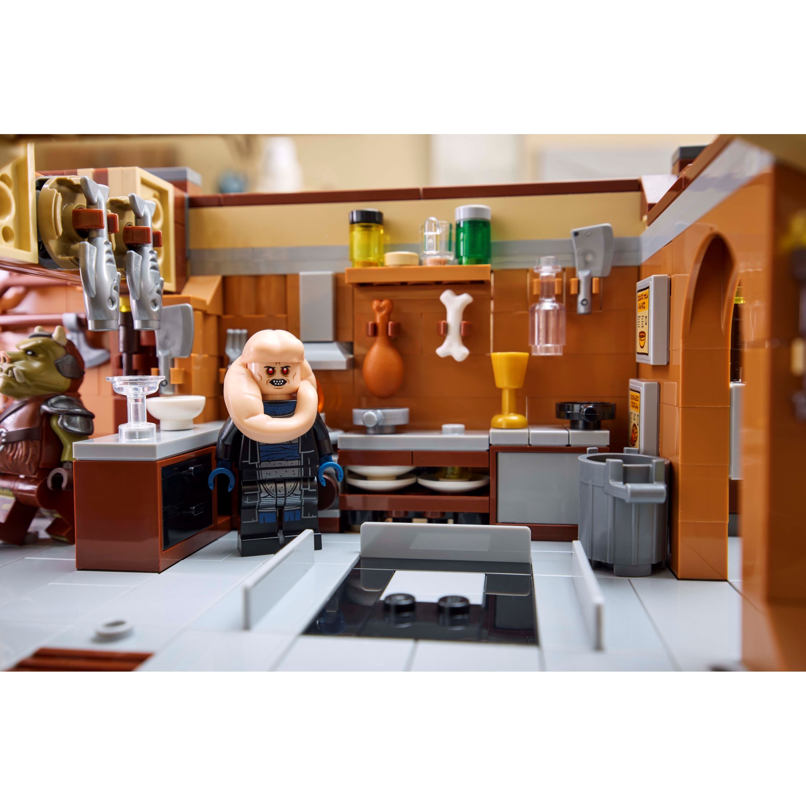 Jabba's Sail Barge - Image 12