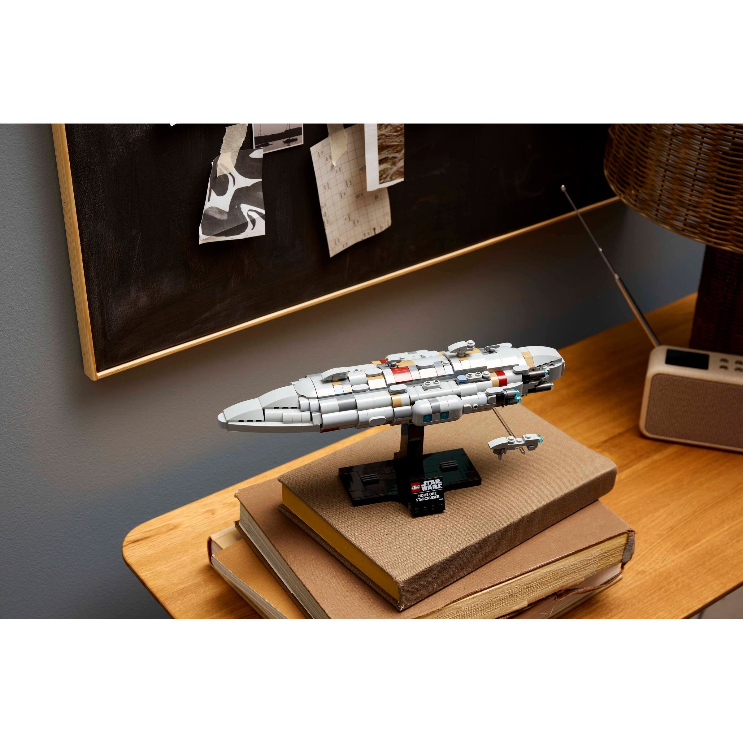 Home One Starcruiser - Image 9