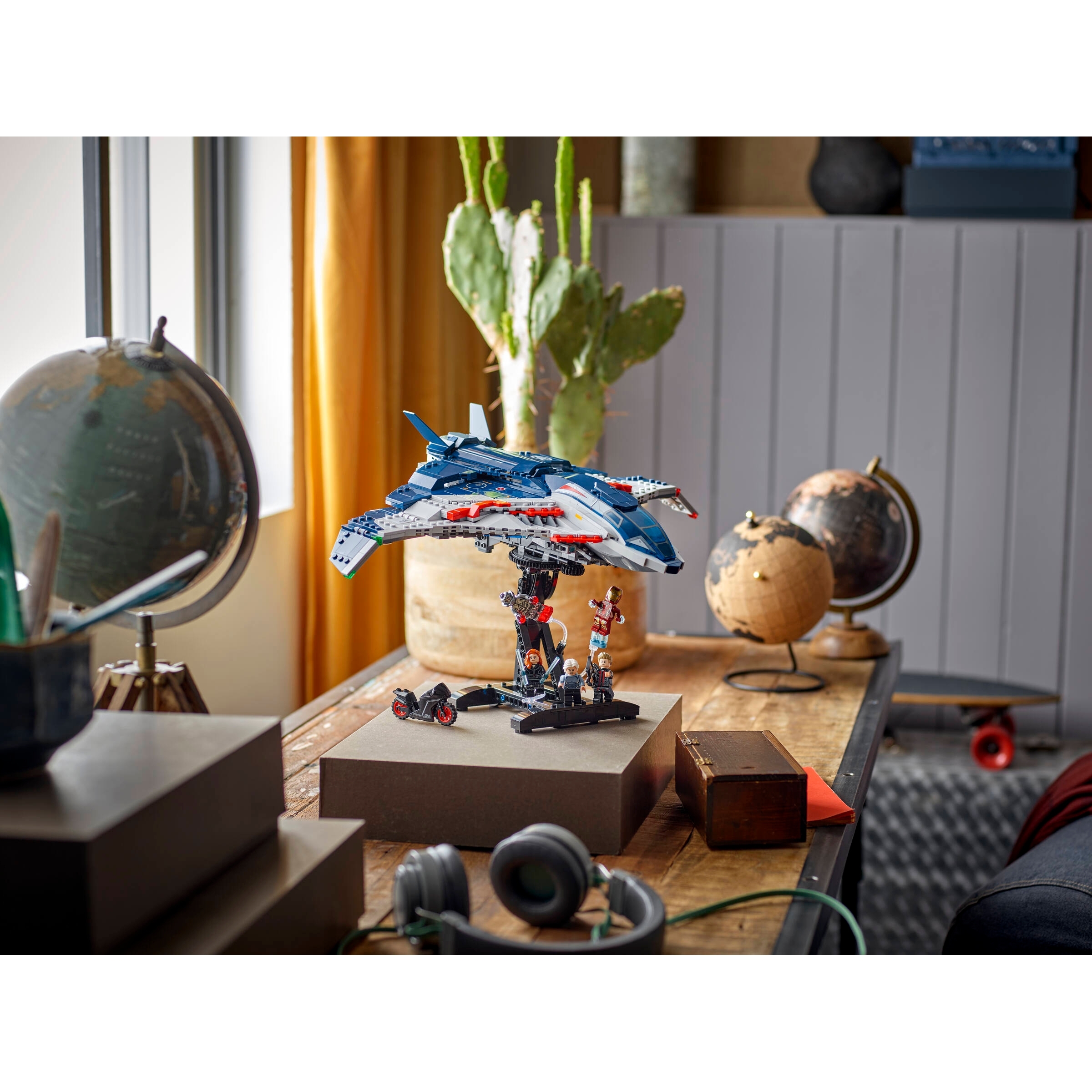 Avengers: Age Of Ultron Quinjet - Image 9