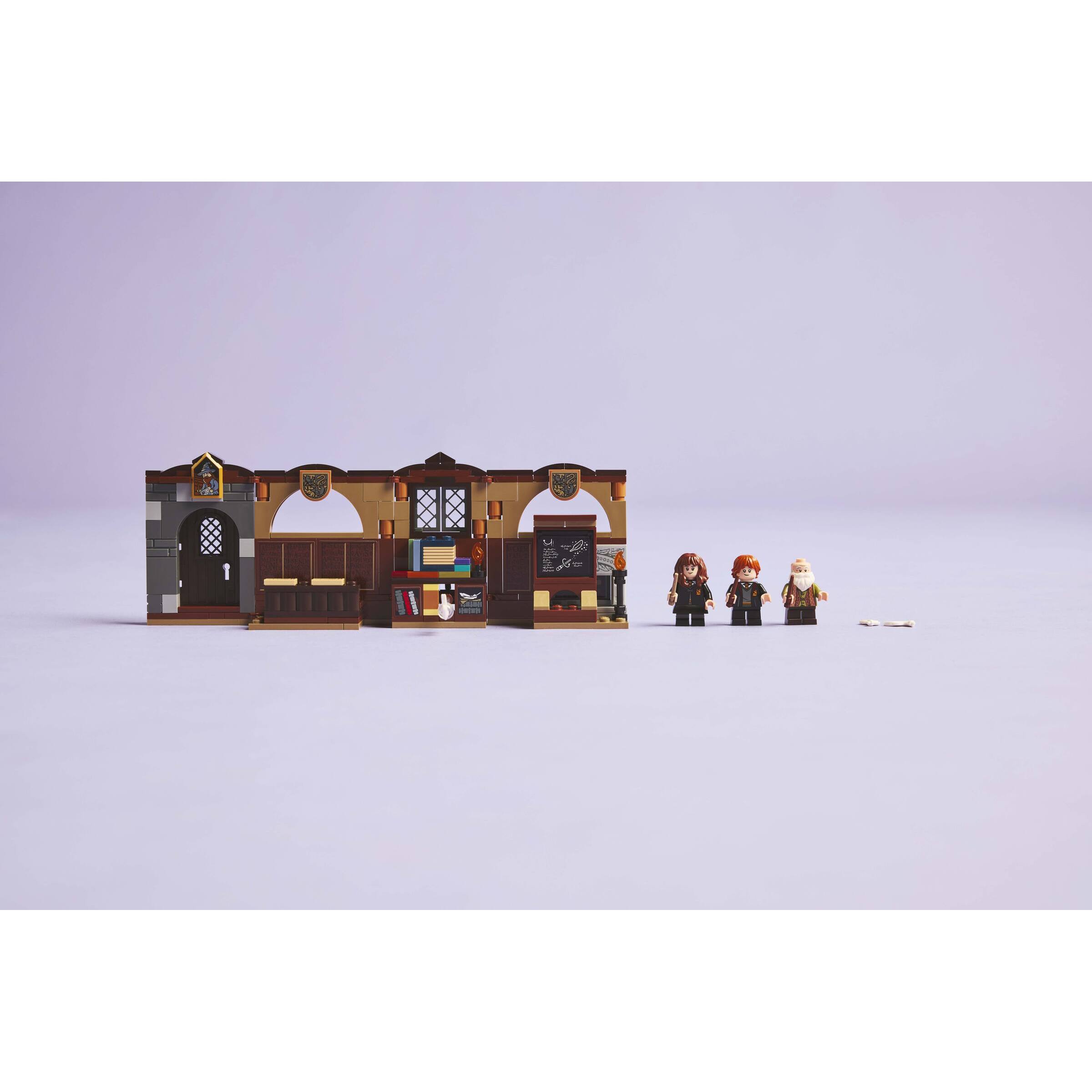 Hogwarts Castle: Charms Class - Image 11