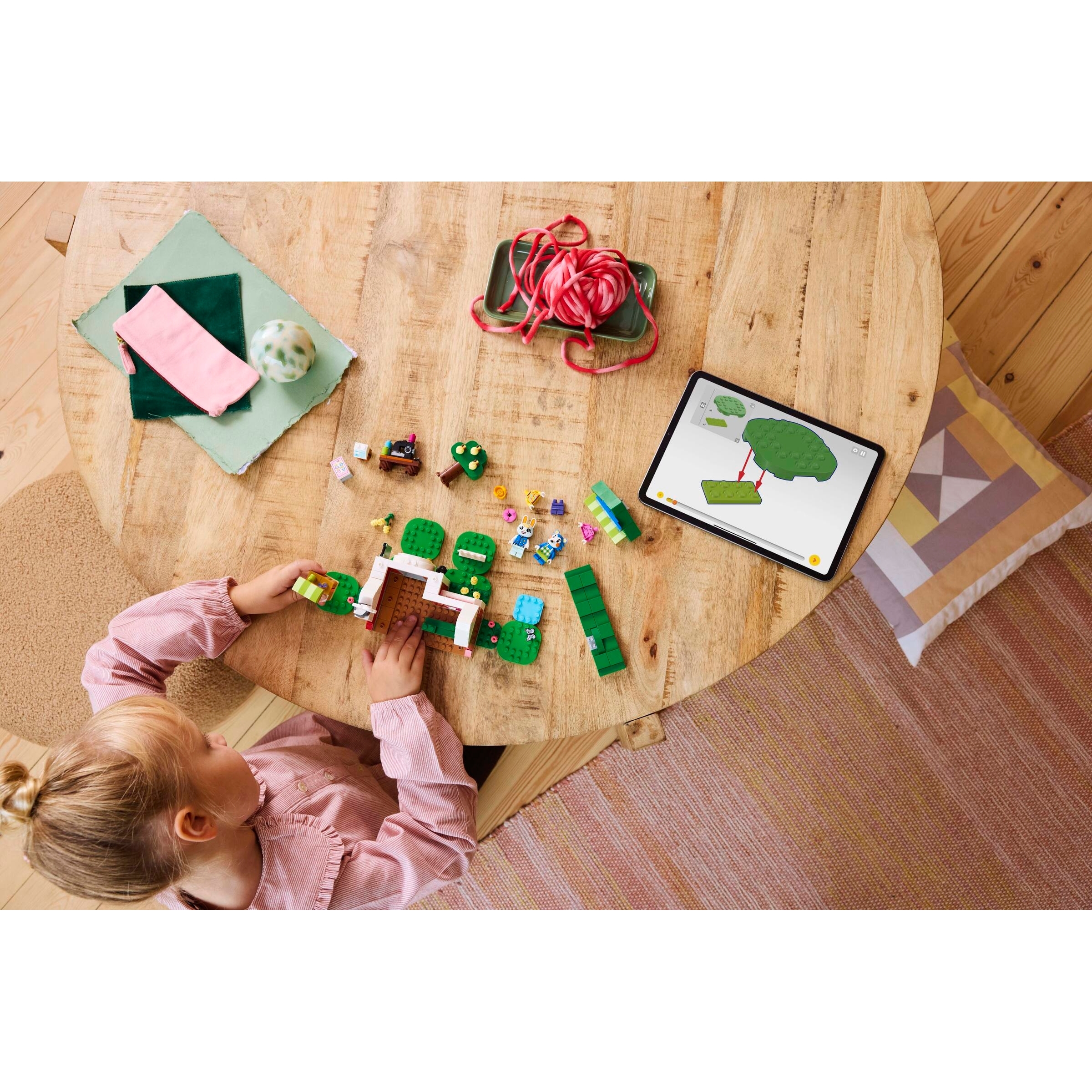 Able Sisters Clothing Shop - Image 12