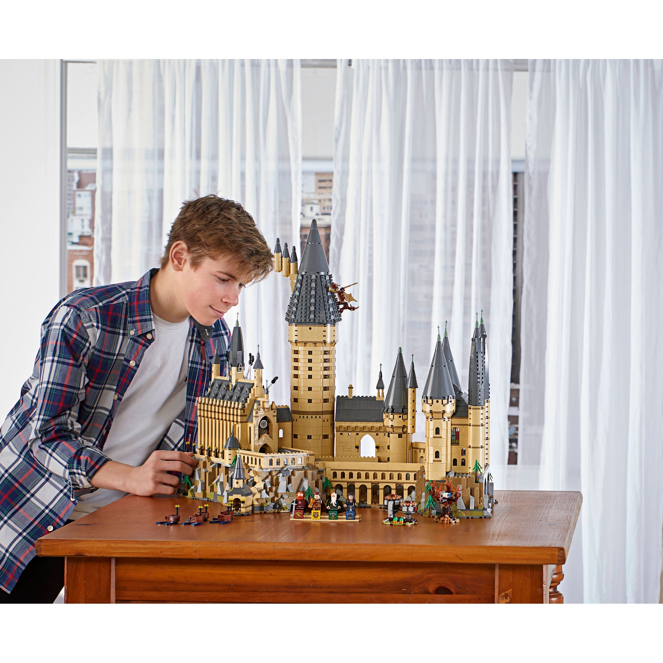 Hogwarts Castle - Image 6